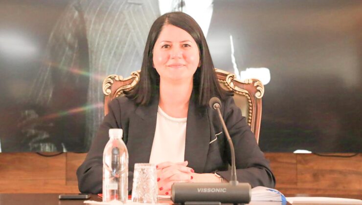 “Bugünün değişim gücüsünüz”