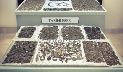 Kapıkule’de 12 bin 770 sikke ve obje ele geçirildi