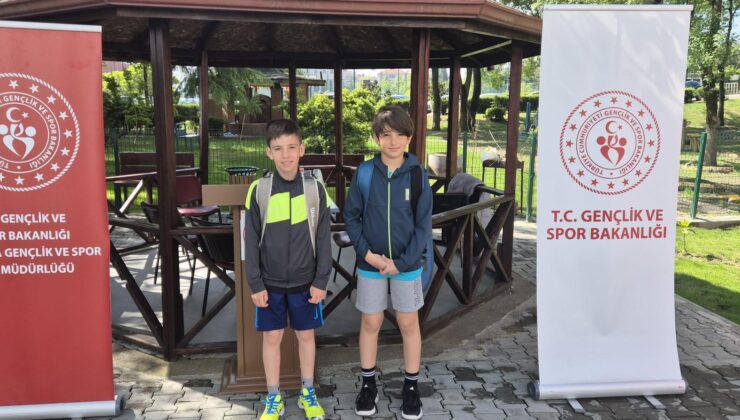 Kıvanç ve Ali Eymen gururlandırdı