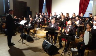 Konser kulakların pasını sildi