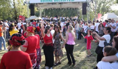 Sarayiçi’nde Kakava ve Hıdırellez coşkusu