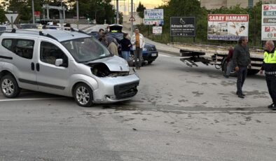 Trafik kazası: 2 yaralı