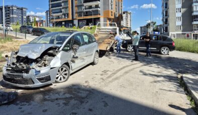 Trafik kazası: 3 yaralı