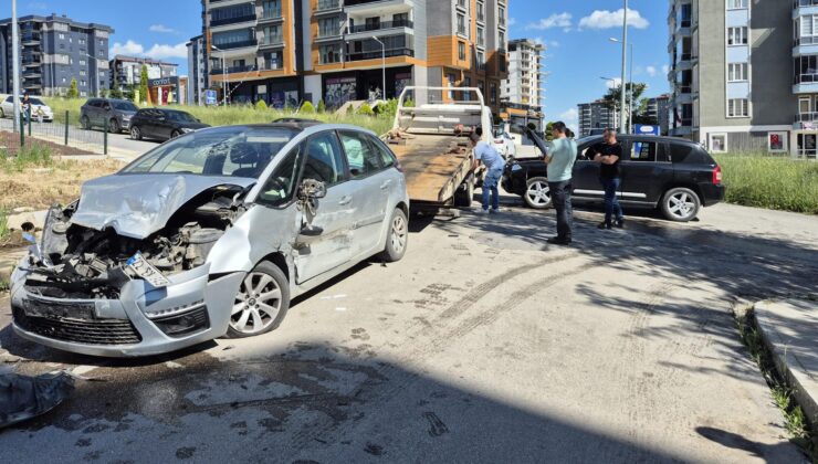 Trafik kazası: 3 yaralı