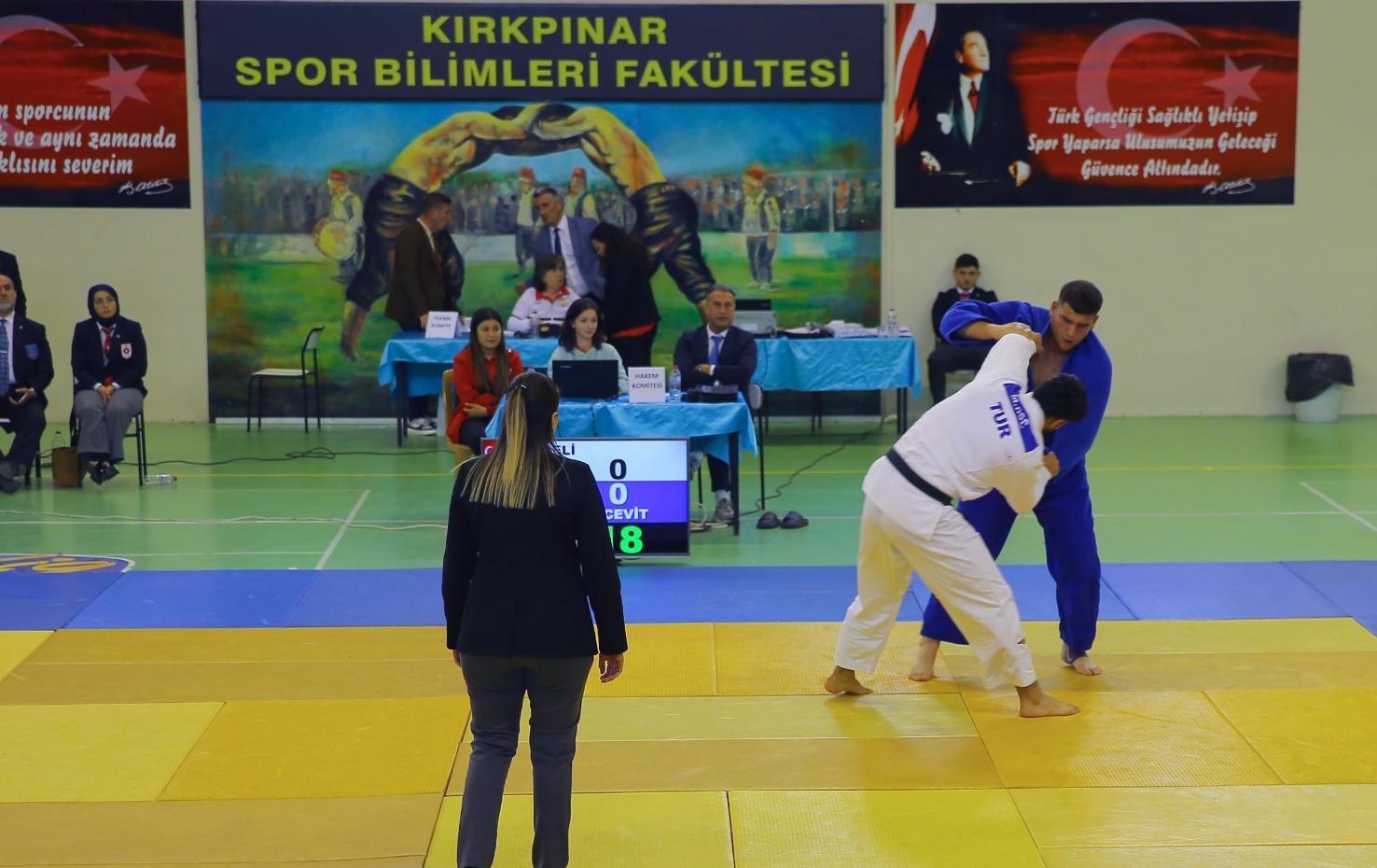 Trakya Üniversitesi üçüncü oldu