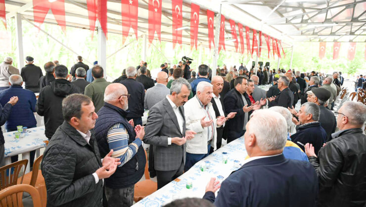 Vali Sezer yağmur duasına katıldı