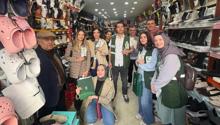 Yeşilay ekipleri sahada