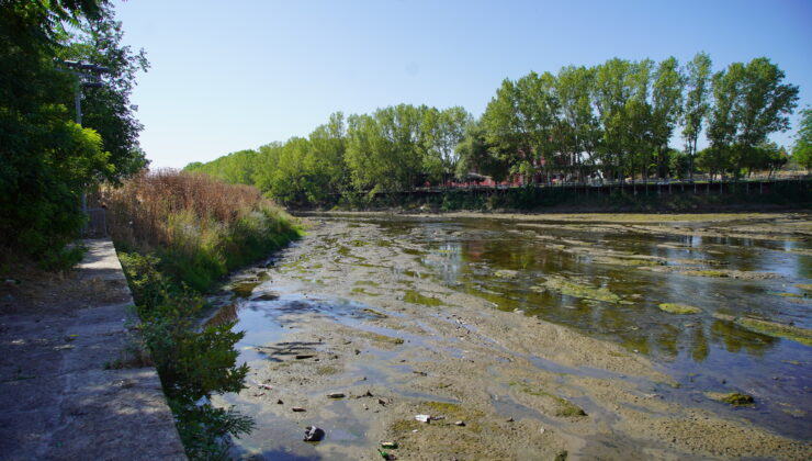 Tunca Nehri alarm veriyor