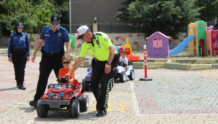 Miniklere trafik eğitimi