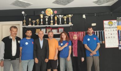 İzel Erim’den Dünya İkinciliği
