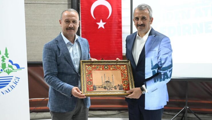 Vali Sezer öğrencilerle buluştu