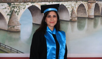 Anne ile kızın eğitim aşkı