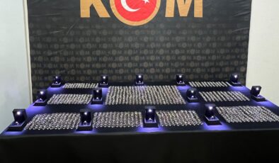 Polis 50 milyon liralık kaçakçılığı önledi