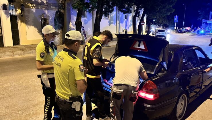 Polisten asayiş ve trafik denetimi