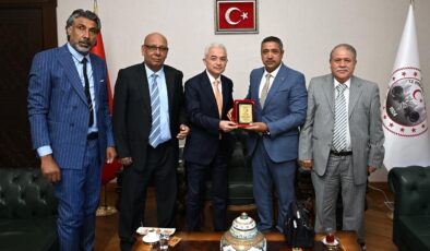 Savcı’dan Vali Turan’a ziyaret