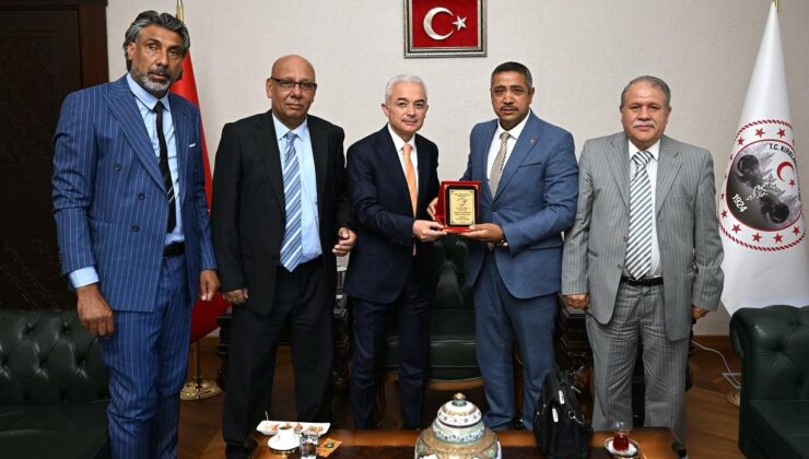 Savcı’dan Vali Turan’a ziyaret