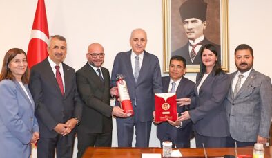 TBMM Başkanına kırmızı dipli mumla davet