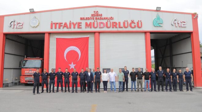 Akın’dan itfaiye ekibine teşekkür
