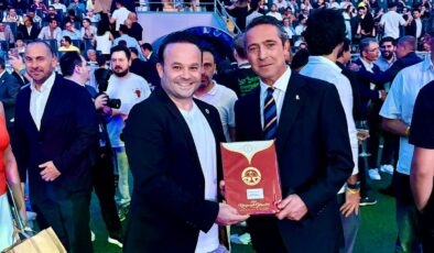 Ali Koç’a kırmızı dipli mumla davet