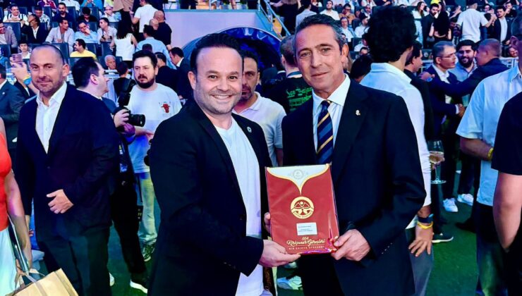 Ali Koç’a kırmızı dipli mumla davet