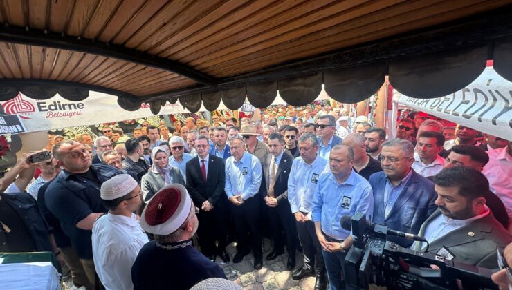 Özgür Özel Havsa’da cenazeye katıldı