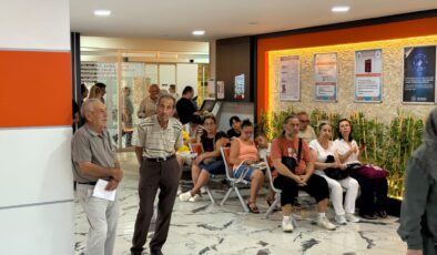 Ehliyet yenilemede son gün yoğunluğu