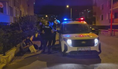 Düzensiz göçmenler sokak arasında yakalandı