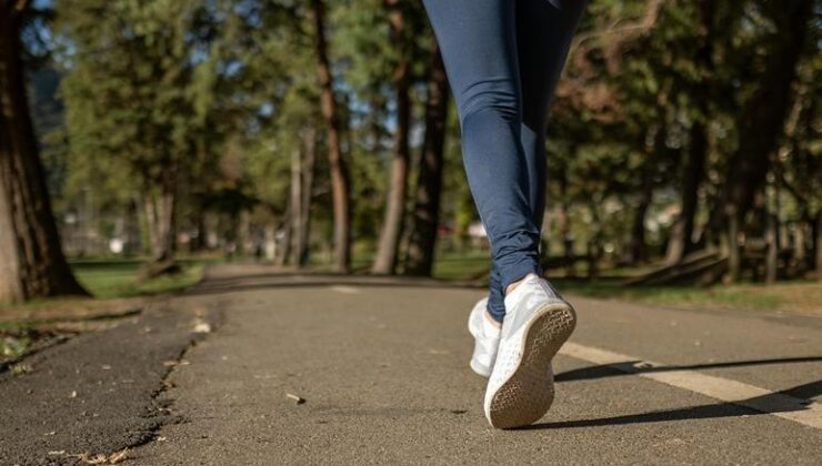 Yürüyüş yapmak demans riskini azaltıyor