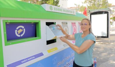 Mahallelere mobil atık merkezi