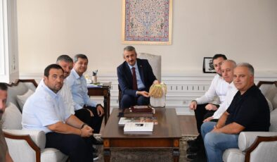 Çeltikçilerden Vali Sezer’e teşekkür