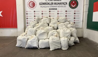 Boya kutularından esrar çıktı
