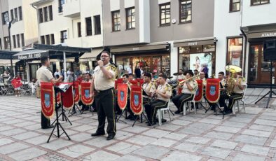 Askerlerden 30 Ağustos konseri
