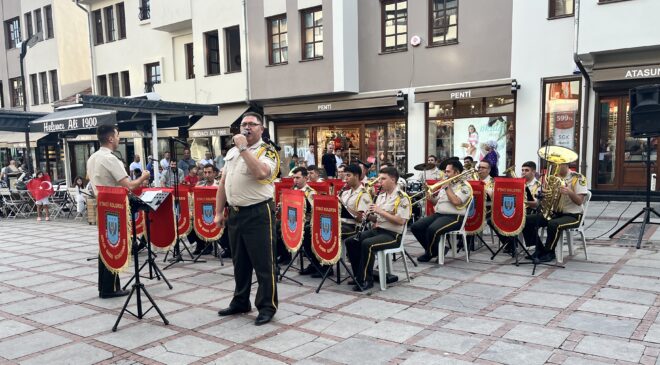 Askerlerden 30 Ağustos konseri