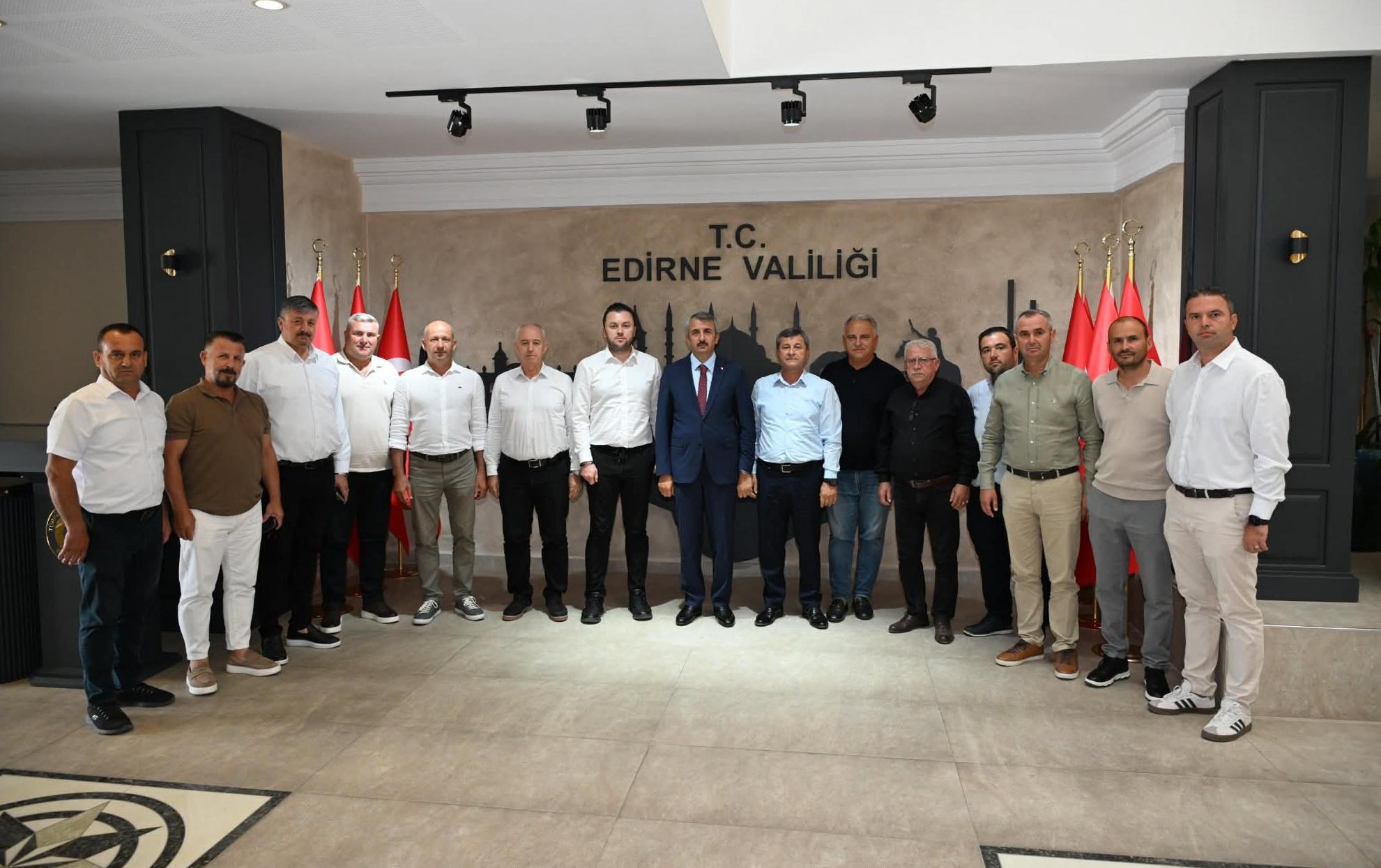 Çeltikçilerden Vali Sezer’e teşekkür