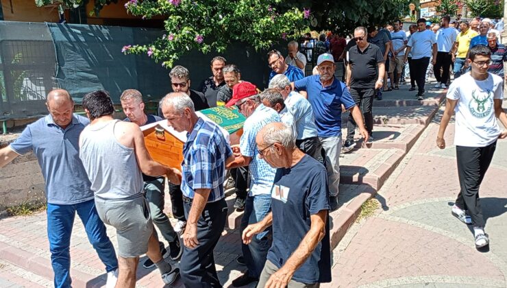 Ecel yaya geçidinde yakaladı