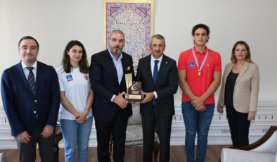 Dünya Şampiyonu Cevdet Ege Mutlu’dan ziyaret