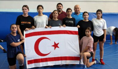 Güreşçilere Edirne’de kamp