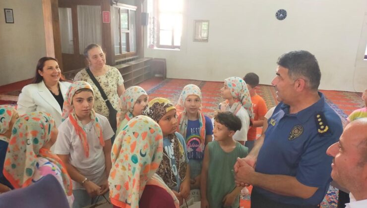 Karaburun’dan Kur’an kursuna ziyaret