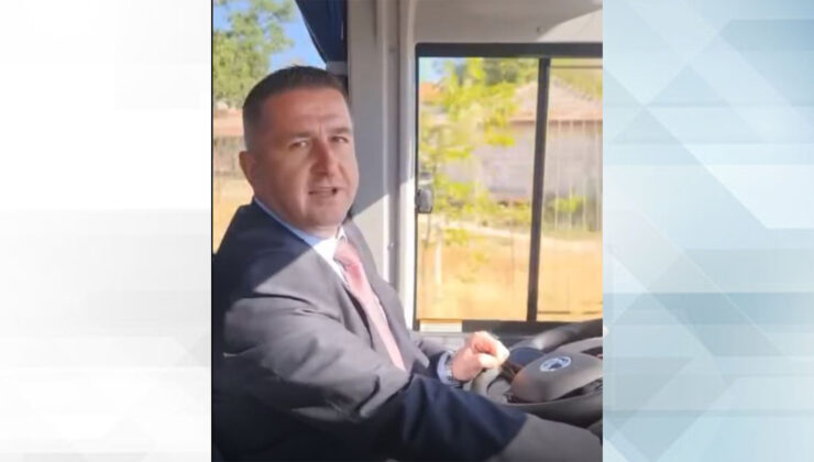 Başkan şoför koltuğunda