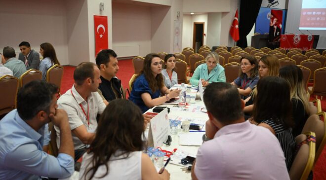 Nüfus hızla yaşlanıyor
