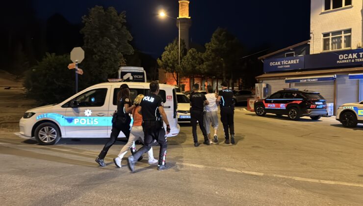 Polisi görünce aracını bırakıp kaçmaya çalıştı
