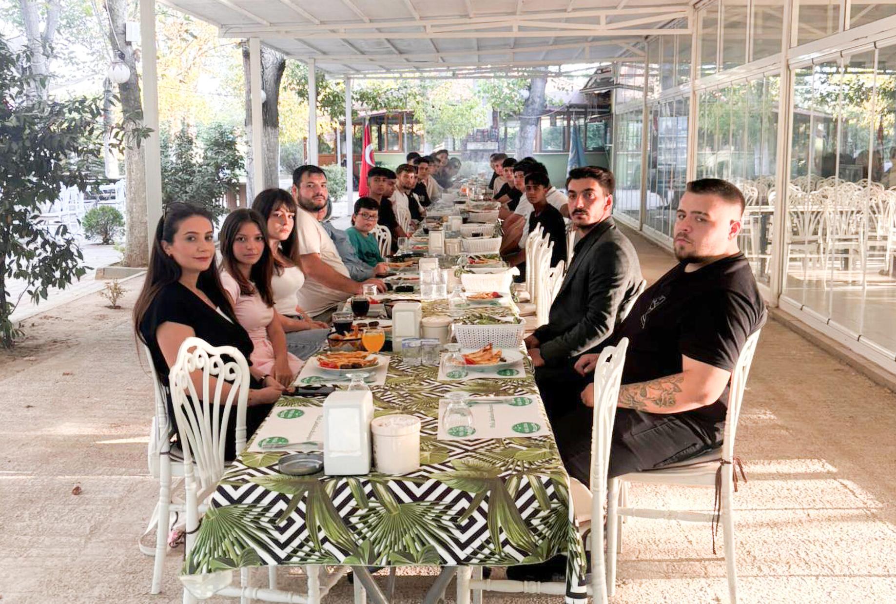Ülkü Ocakları’ndan açık hava toplantısı