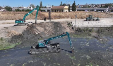 Tunca’nın yatağı temizleniyor