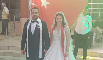 Özlem ile Alper’e mutluluklar