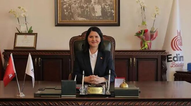 ‘Belediye kimsenin babasının çiftliği değildir’