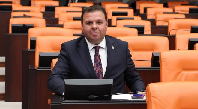 ‘Keşan- Enez yolu belirsizliğe terk edilemez’