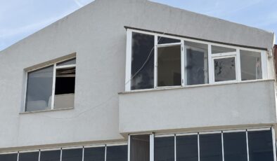 Evde dehşet saçtı