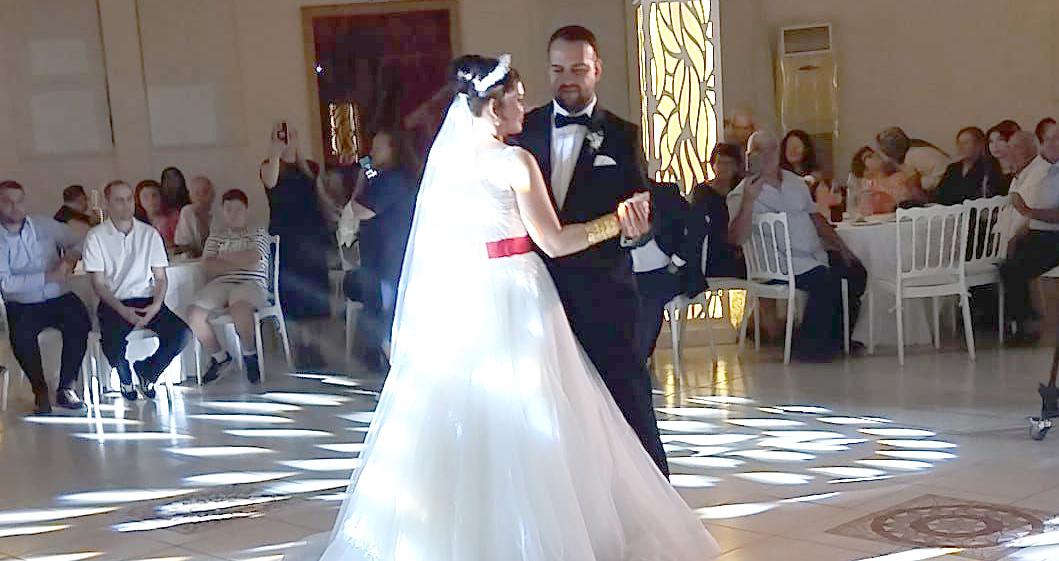 Özlem ile Alper’e mutluluklar