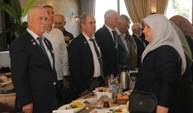 Gaziler kahvaltıda buluştu