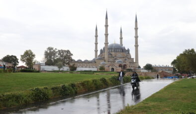 Edirne’de sağanak